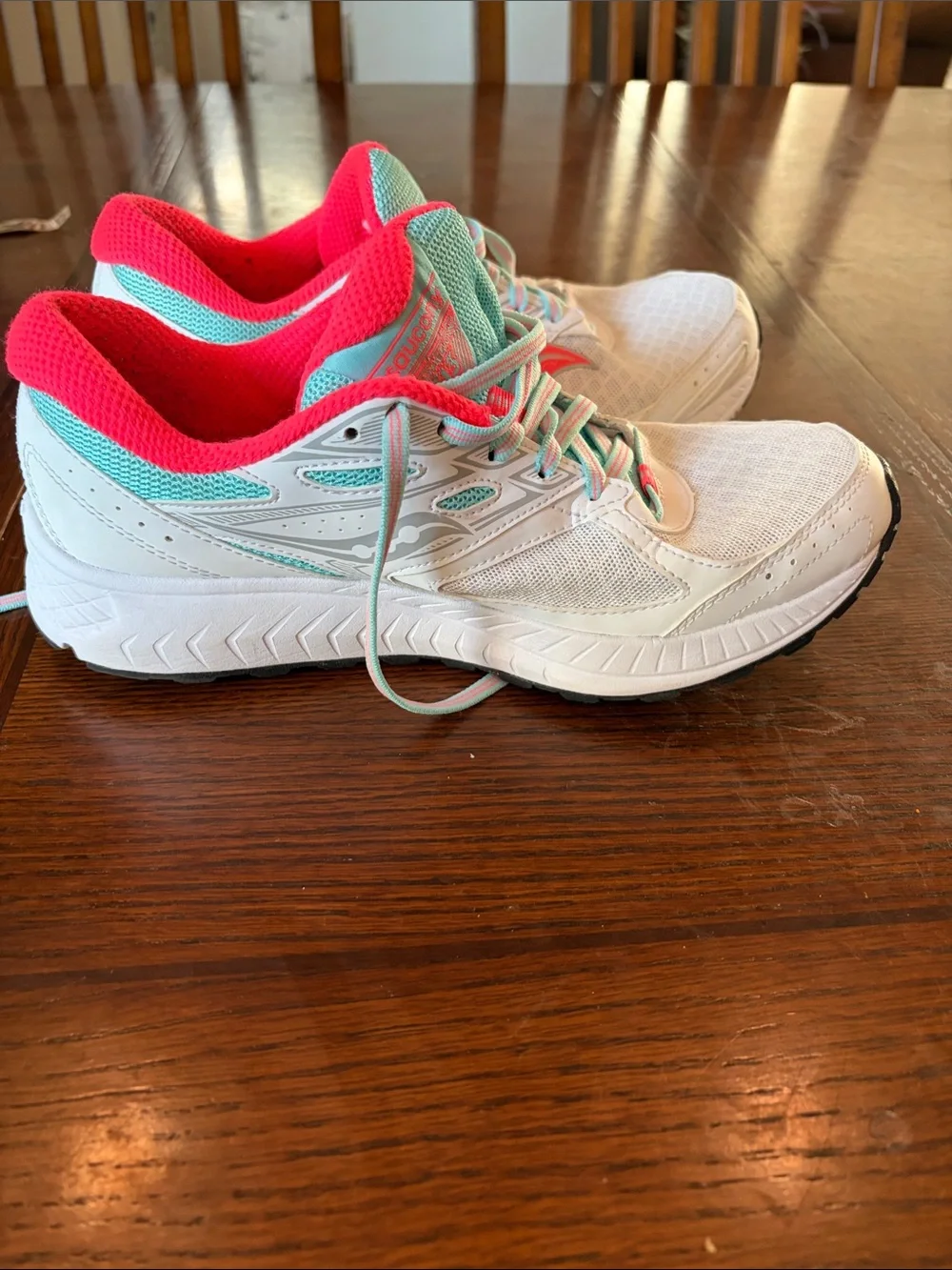 Saucony White Running Shoes with Pink & Teal Details